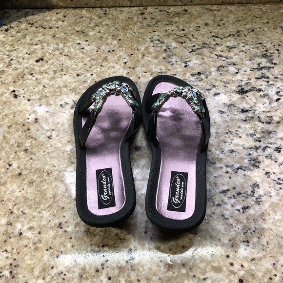Grandco Rhinestone Flowers Sandals - Picture 2 of 5
